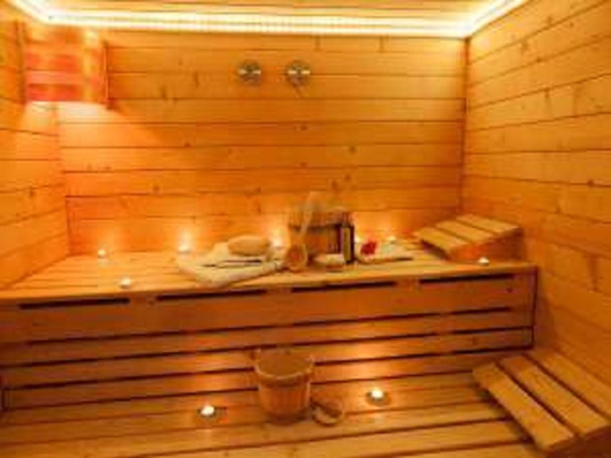 Natural Hot Spring Hotel Livemax Premium Хіросіма Екстер'єр фото